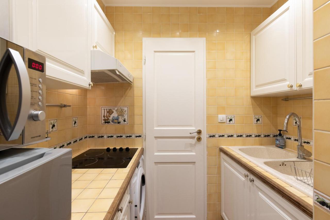 2 Rooms Apartment, Near The Sea And Local Market カンヌ エクステリア 写真