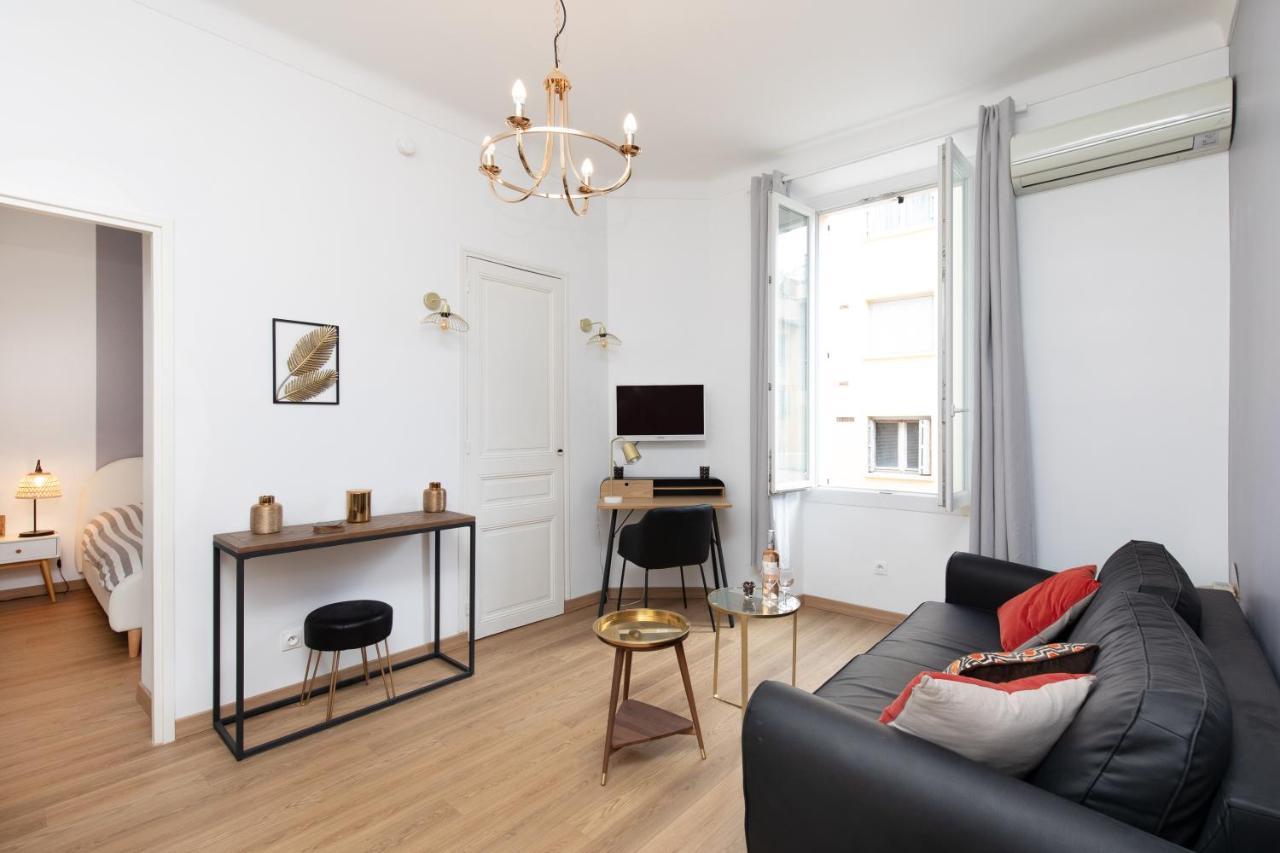 2 Rooms Apartment, Near The Sea And Local Market カンヌ エクステリア 写真