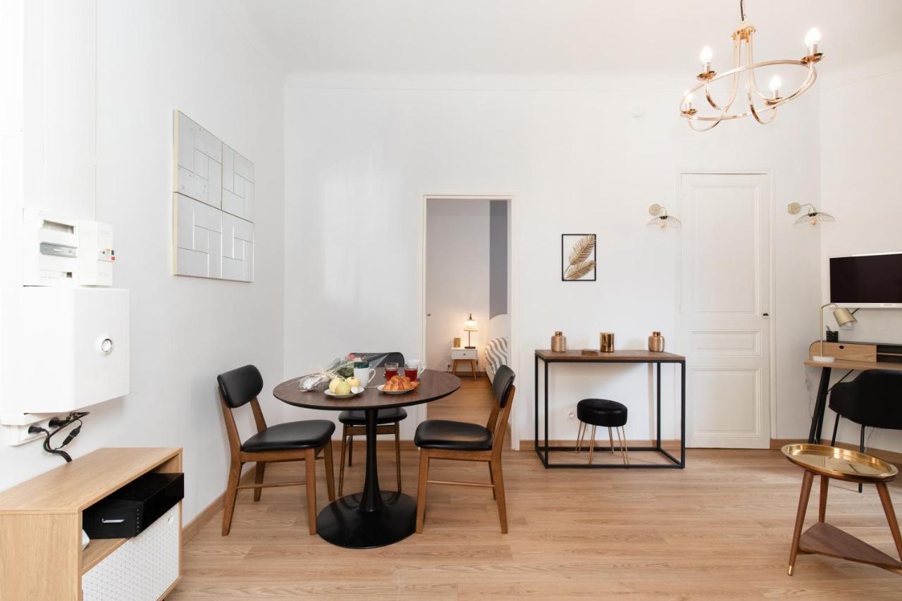 2 Rooms Apartment, Near The Sea And Local Market カンヌ エクステリア 写真