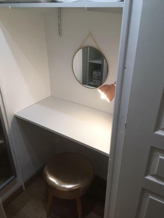 2 Rooms Apartment, Near The Sea And Local Market カンヌ エクステリア 写真